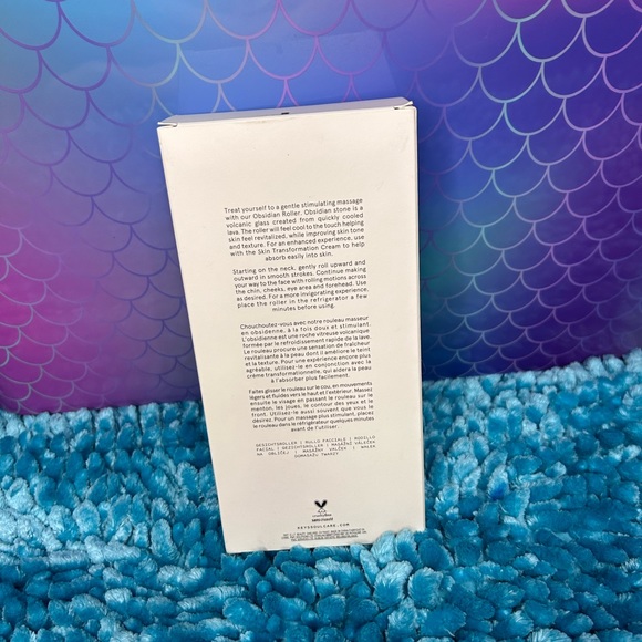 Keys Soulcare Obsidian Facial Roller Face Neck Massager - Picture 3 of 4